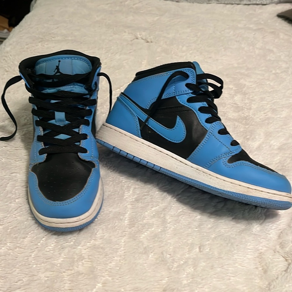 Blue and Black Air Jordans (High Top 6Y)